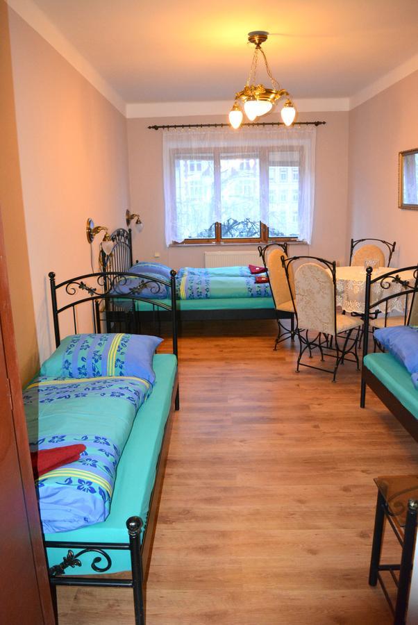Hotel Posta Дечин Екстериор снимка