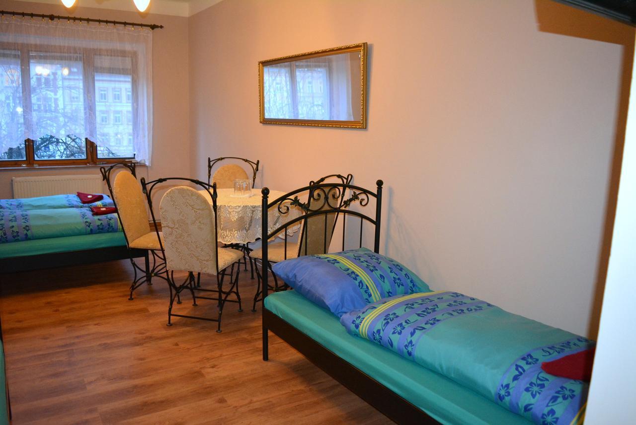 Hotel Posta Дечин Екстериор снимка